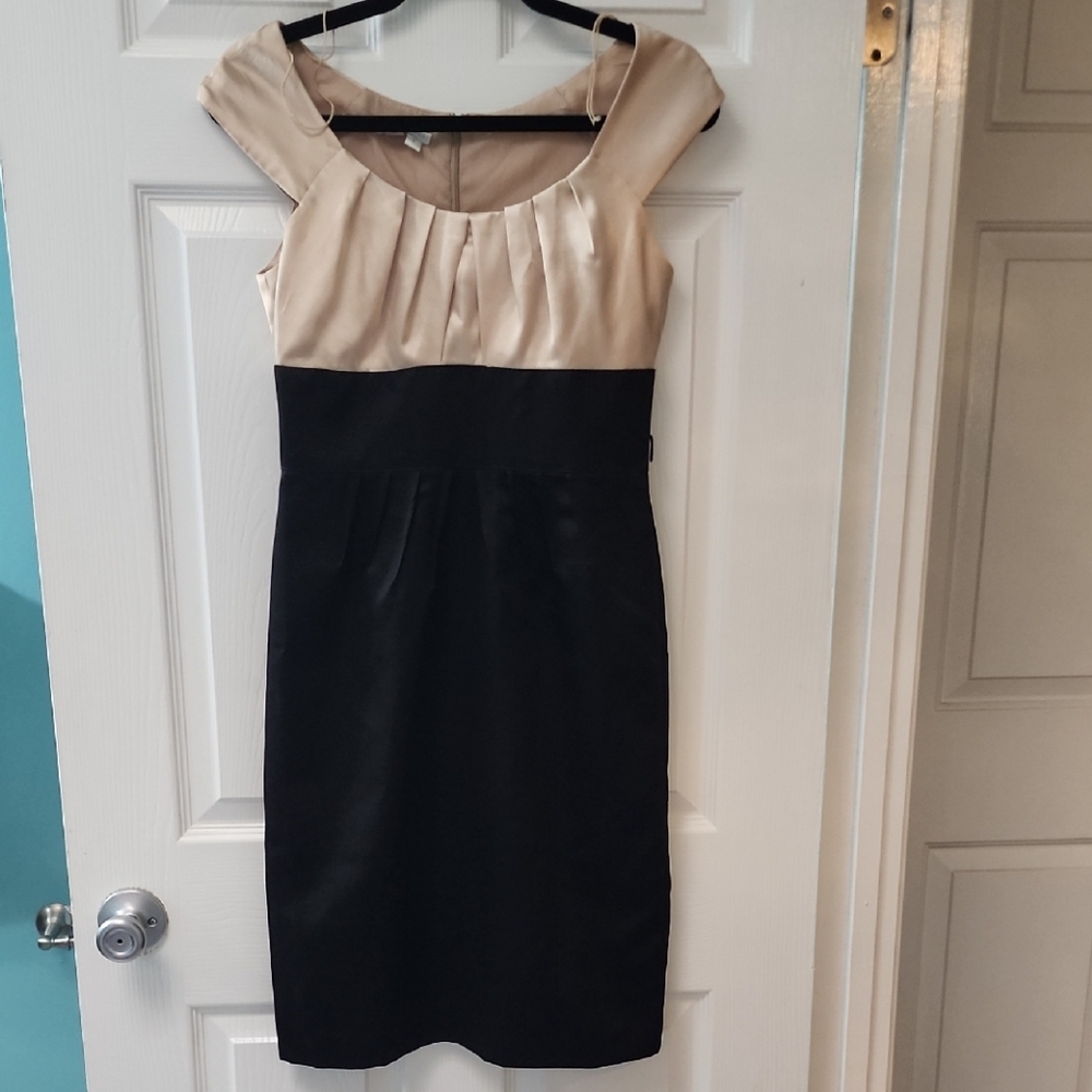 London Times Black and Cream Midi Dress